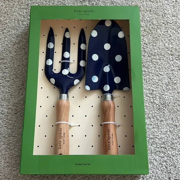 HP💖 NWT Kate spade garden tool set - Picture 3 of 5
